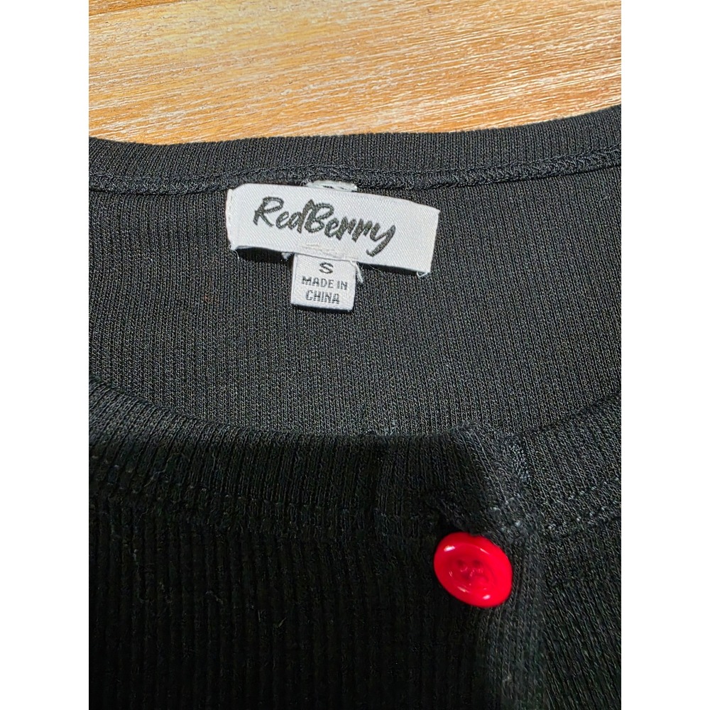Red Berry Black Cherry Embroidered Cardigan Sweater Women's‎ Small - Picture 5 of 6